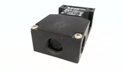 SCHMERSAL AZ16-02ZVK
