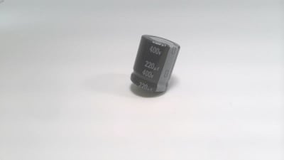 NICHICON LLG2G221MELA30