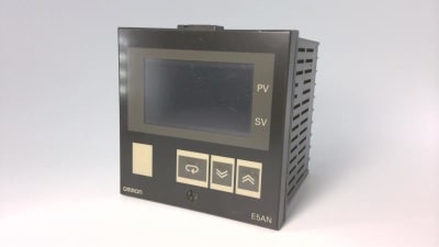 OMRON E5AN-Q3MP-500 AC/DC24