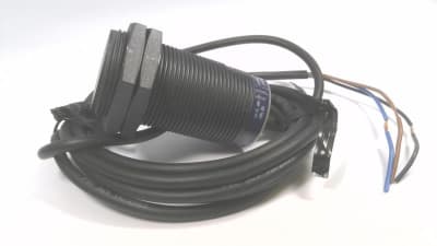 TELEMECANIQUE SENSORS XS4P30PA370
