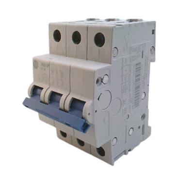 ALLEN BRADLEY 1492-SPM3C010