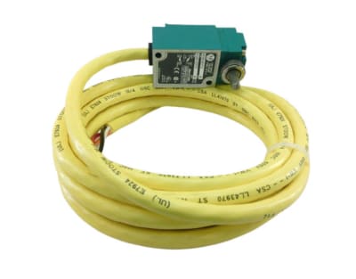 ALLEN BRADLEY 802M-AZY12