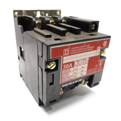 SCHNEIDER ELECTRIC 8903SMO3V02
