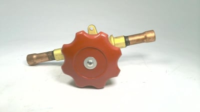 SUPERIOR VALVE 215-8ST
