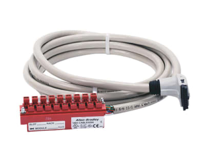 ALLEN BRADLEY 1492-CABLE025A