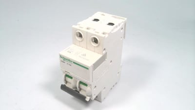 SCHNEIDER ELECTRIC A9F45210