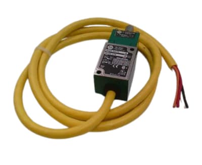 ALLEN BRADLEY 802M-BAY5