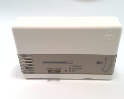 SCHNEIDER ELECTRIC ZS 104