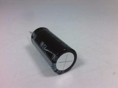 NICHICON UPJ1A562MHD