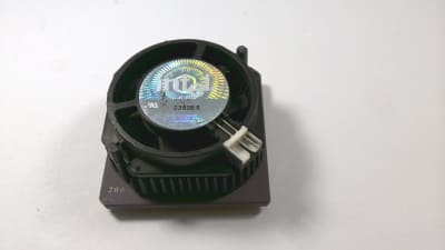 INTEL SL2S9-WITH HEATSINK-FAN