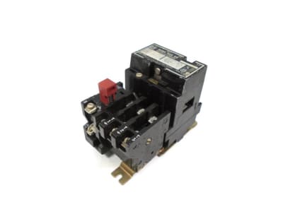 SCHNEIDER ELECTRIC 8536-AO2-V02S