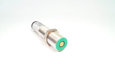 PEPPERL & FUCHS UJ300-30GM-E2-V1