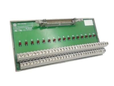 ALLEN BRADLEY 1492-IFM40DS24A-4