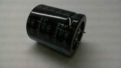 NICHICON LGU2W391MELC