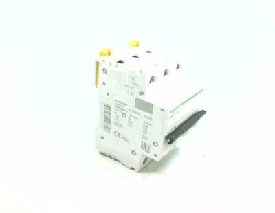 SCHNEIDER ELECTRIC A9F79316