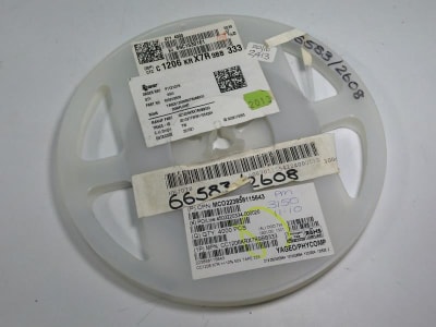 YAGEO CC1206KRX7R9BB333