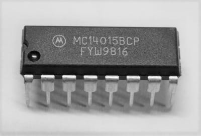 ON SEMICONDUCTOR MC14015BCP