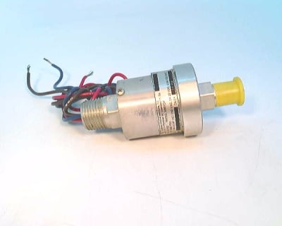 CUSTOM CONTROL SENSORS 611G2210