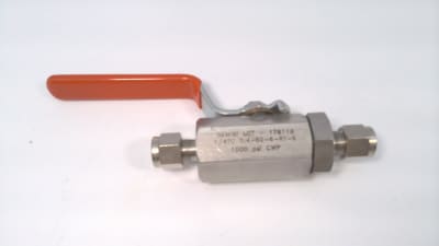 GEMINI VALVE 1/4TCO.4-82-6-RT-6-SL