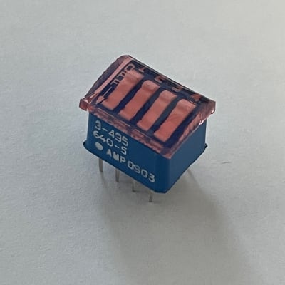 TE CONNECTIVITY 3-435640-5