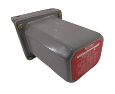 ALLEN BRADLEY 836T-T252E