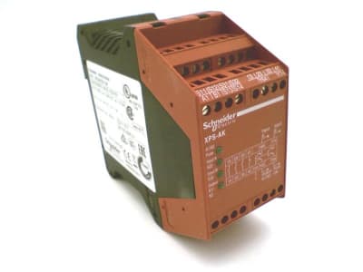 SCHNEIDER ELECTRIC XPSAK351144S4