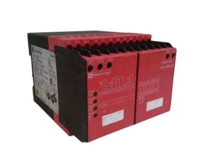 SCHNEIDER ELECTRIC XPSAP3740