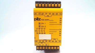 PILZ PZE X4VP4 C 24VDC 4N/O