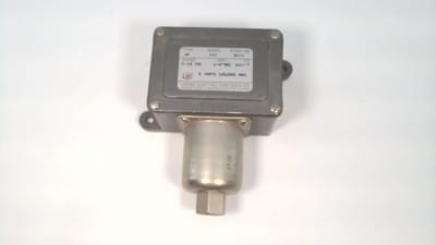 UNITED ELECTRIC J6-142-9515