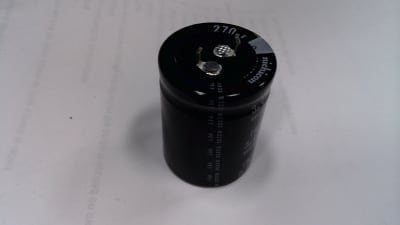 NICHICON LGW2W271MELB40