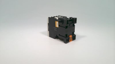IDEC YC1U-9BA120