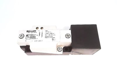 BALLUFF BES517-132-U4-H