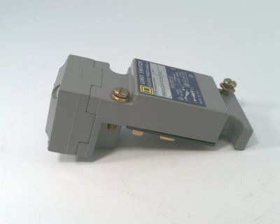 SCHNEIDER ELECTRIC 9007CO54F