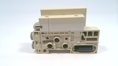 SMC SV1000-51D-30AR-C8