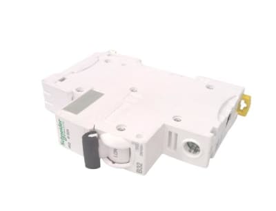 SCHNEIDER ELECTRIC A9F56132