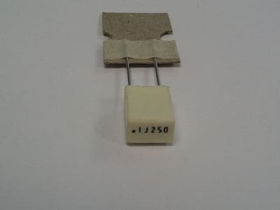 KEMET R82IC3100DQ60J