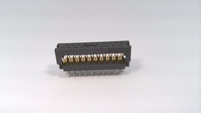 TE CONNECTIVITY 1-746610-5