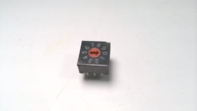 TE CONNECTIVITY 1825007-6