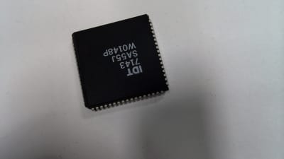 INTEGRATED DEVICE TECHNOLOGY IDT7143SA55J