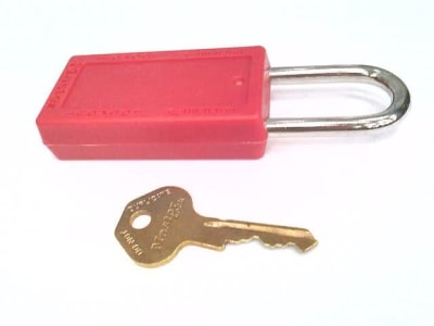MASTER LOCK 411RED