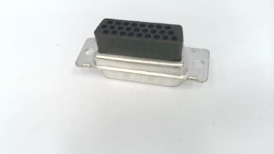 TE CONNECTIVITY 1658671-1