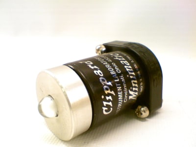 CLIPPARD R-461