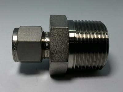 SWAGELOK SS-10M0-1-12RT