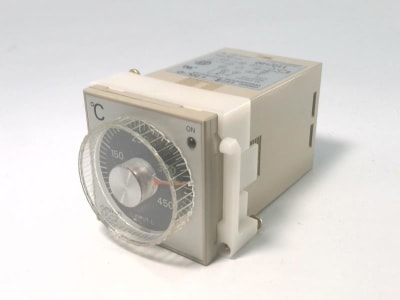 OMRON E5C2-R20L-D-110/120A