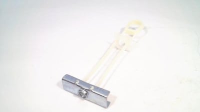 PECO FASTENERS P4056