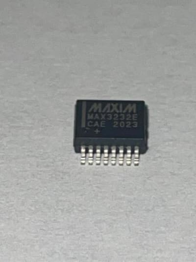 MAXIM INTEGRATED PRODUCTS MAX3232ECAE+