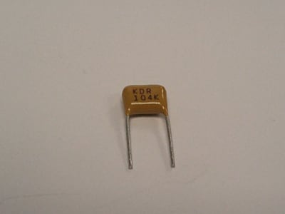 KEMET C330C104KDR5TA