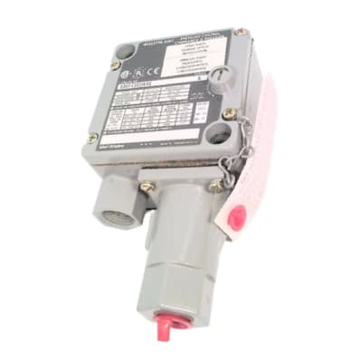 ALLEN BRADLEY 836T-T353JX40