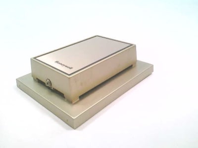 HONEYWELL T7047C1009