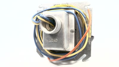 HONEYWELL AT72D1063 2